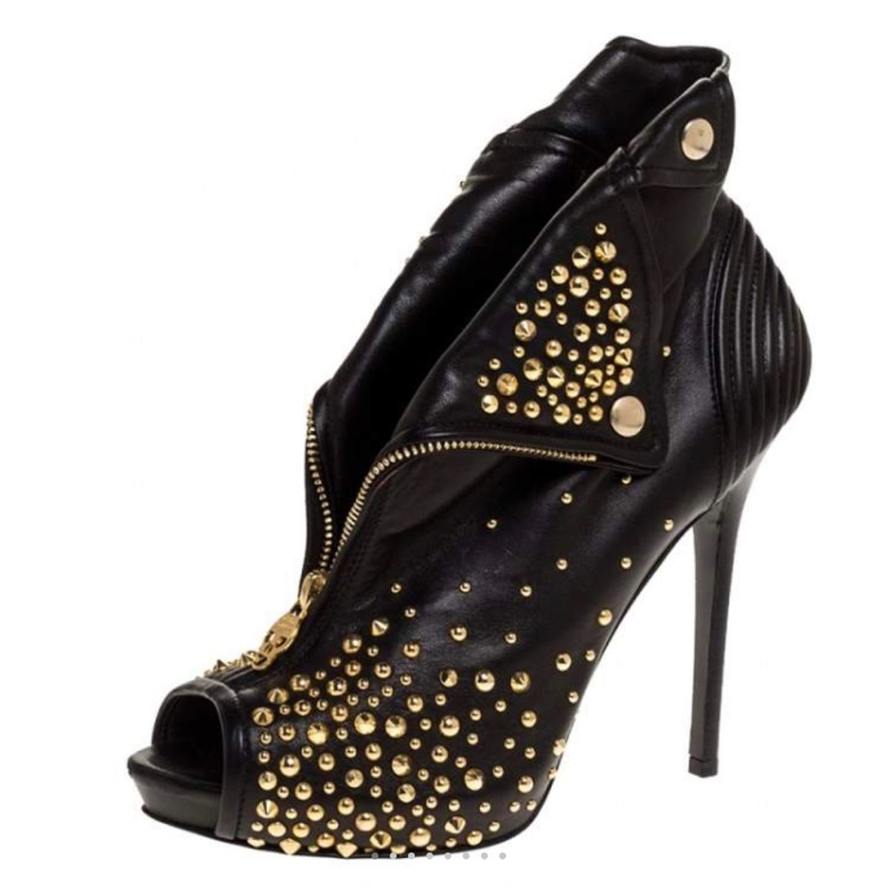 Alexander McQueen Black Leather Studded Faithful Skull Peep Toe Ankle Boots